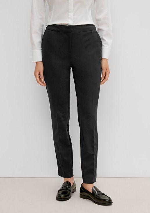 Relaxed: 7/8-length trousers in a simple design from comma