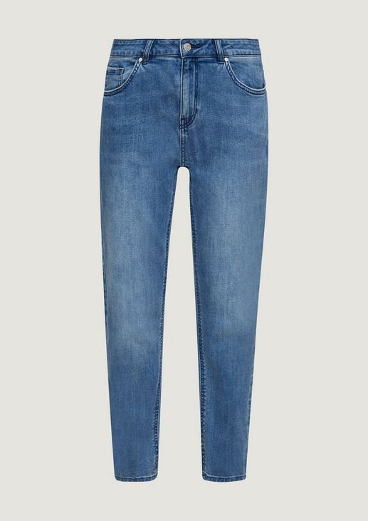 Regular fit: slim leg denim with a garment-washed effect from comma