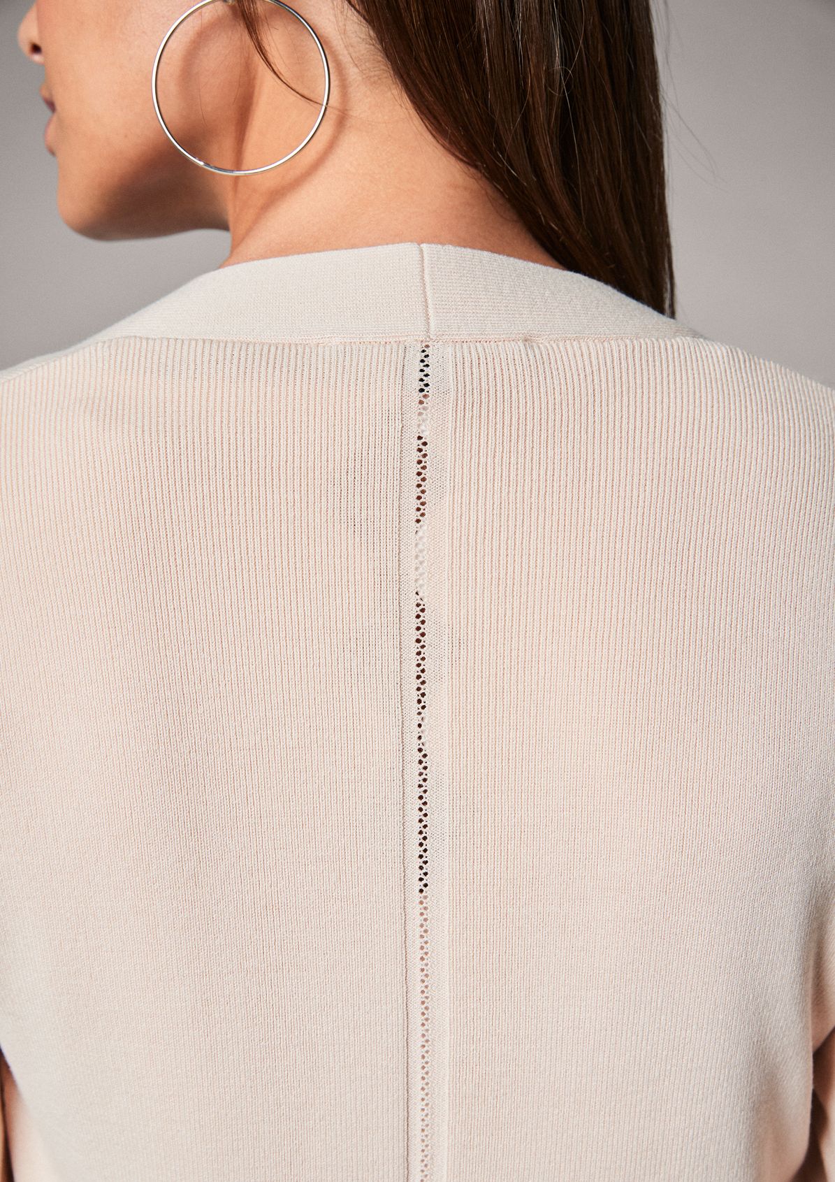Cardigan with no fastener from comma