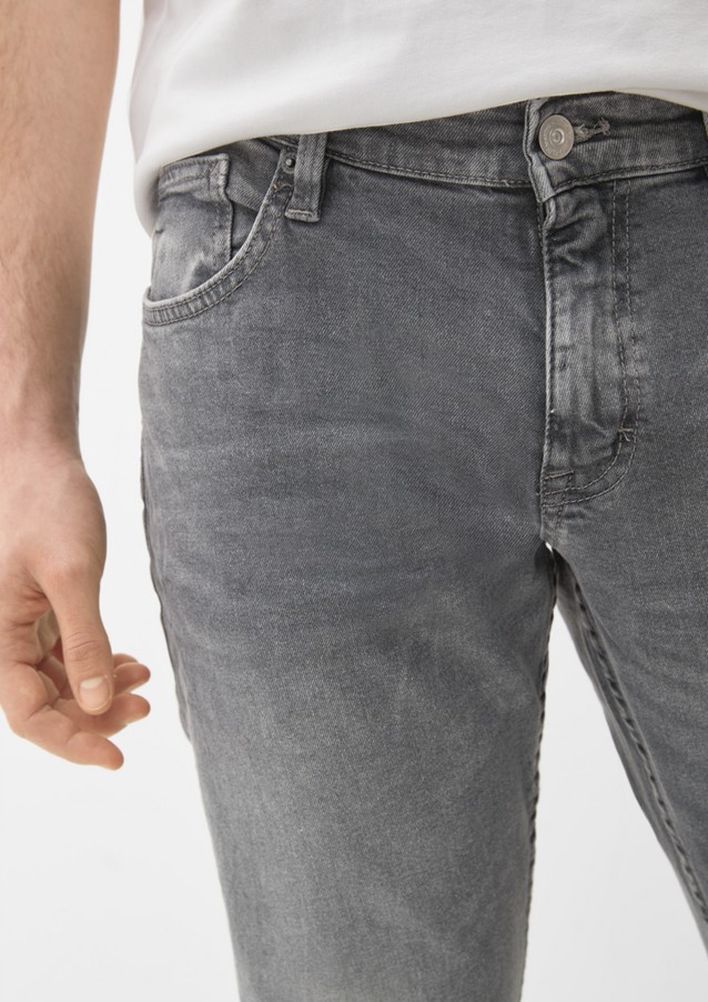 Men Jeans | Slim: stretch jeans in a slim fit - PN04711