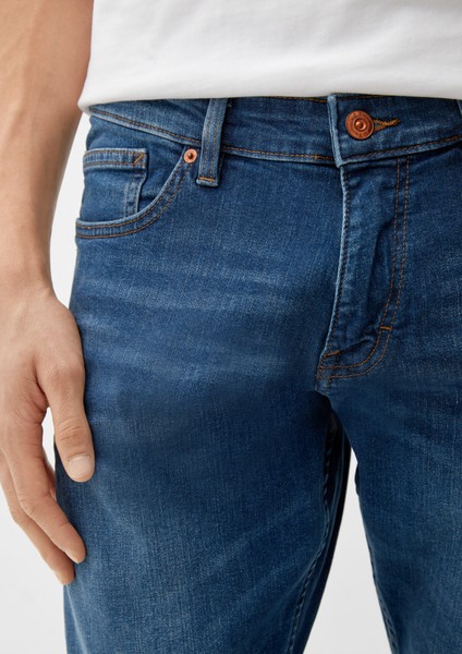 Men Jeans | Slim: slim leg jeans - AD21484