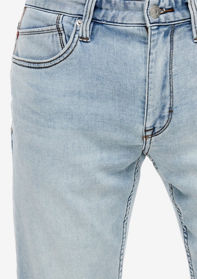 Men Bermuda Shorts | Slim Fit: Bermuda jeans with a garment-washed effect - FM21447