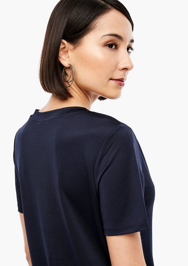 Damen Shirts & Tops | V-Neck-Shirt in Viskose-Qualität - JT45514