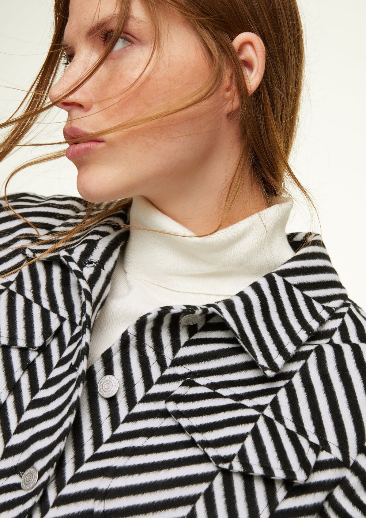 Jacket with a striped pattern from comma
