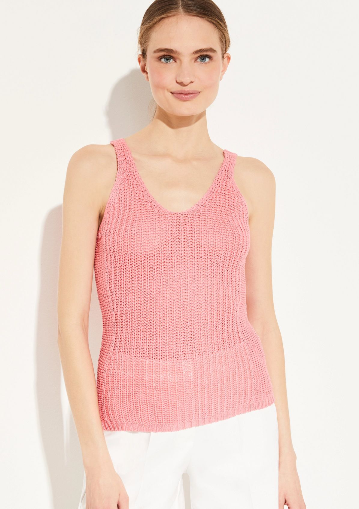 Knitted top with a ribbed texture from comma