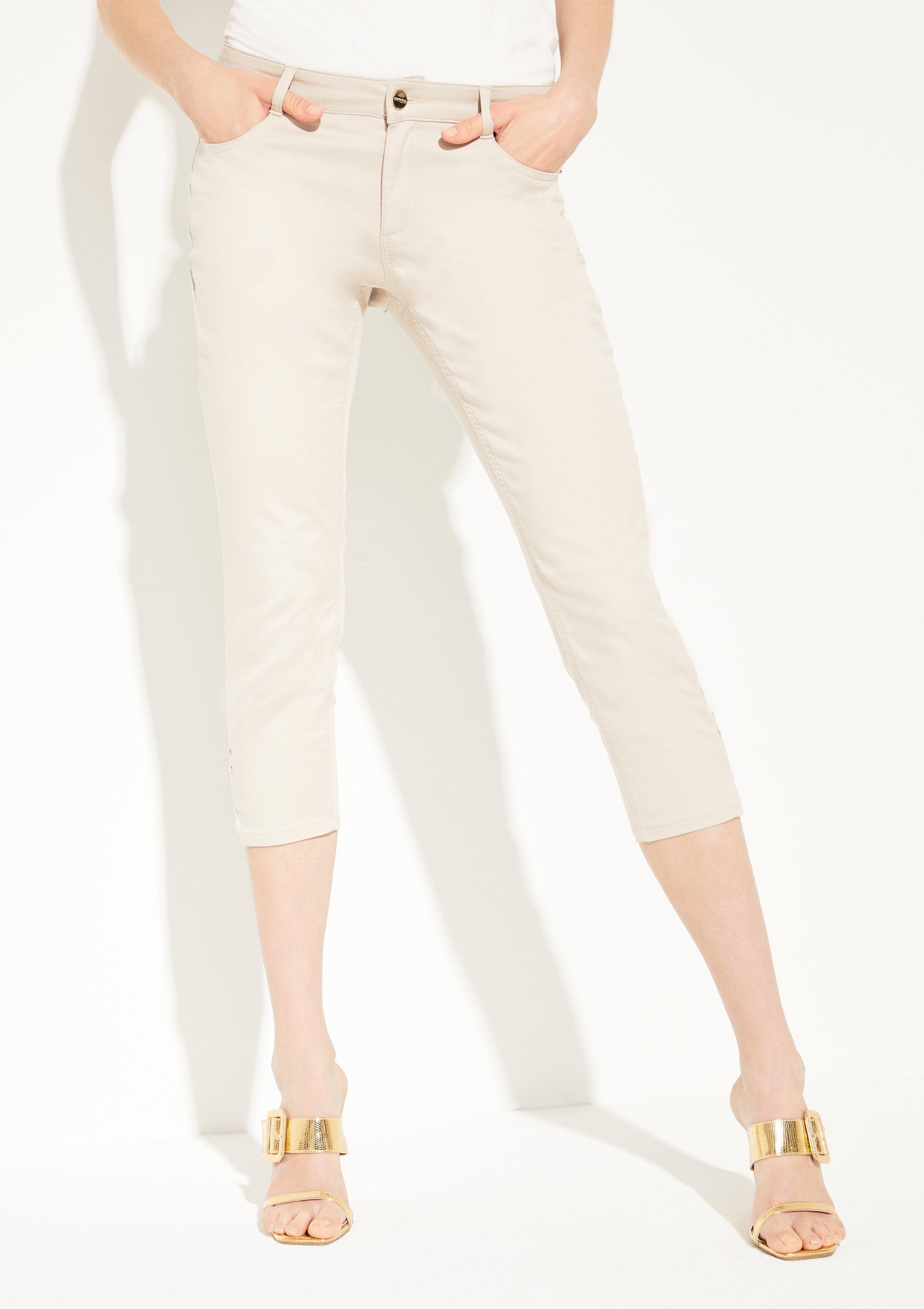 slim capri trousers