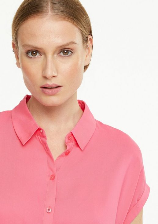 Short sleeve blouse in a simple style from comma