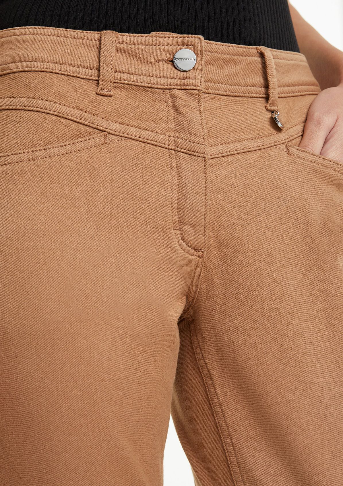 Slim fit: cropped coloured jeans from comma