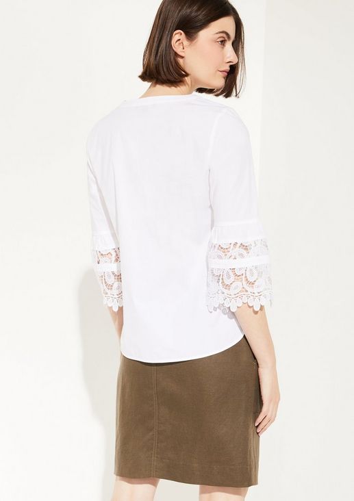 Blouse with a lace trim from comma