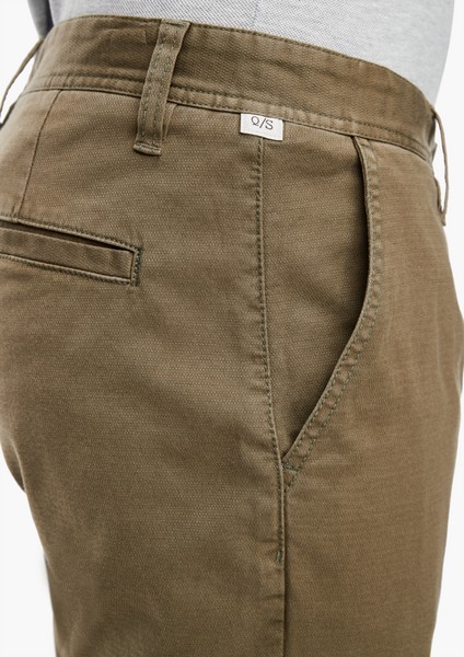 Men Bermuda Shorts | Regular Fit: Bermuda shorts made of stretch cotton - HP24481