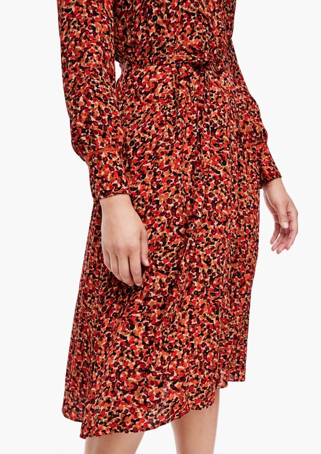 Women Plus size | Midi dress with a floral print - ZT01157