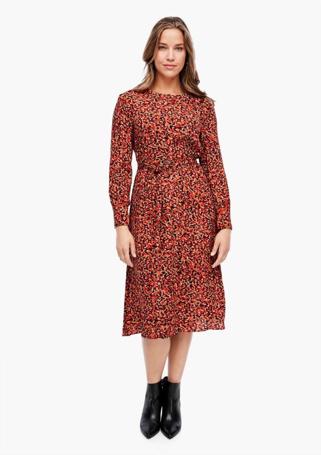 Women Plus size | Midi dress with a floral print - MN01807