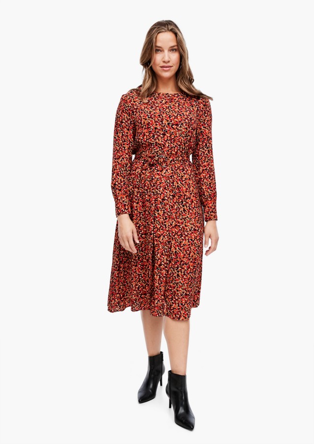 Women Plus size | Midi dress with a floral print - ZT01157