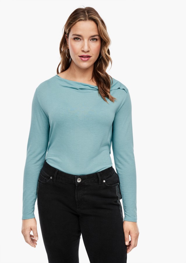 Women Plus size | Long sleeve top with a layer details - ZH85223