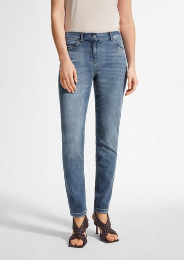 Slim fit: slim fit ankle-length jeans from comma
