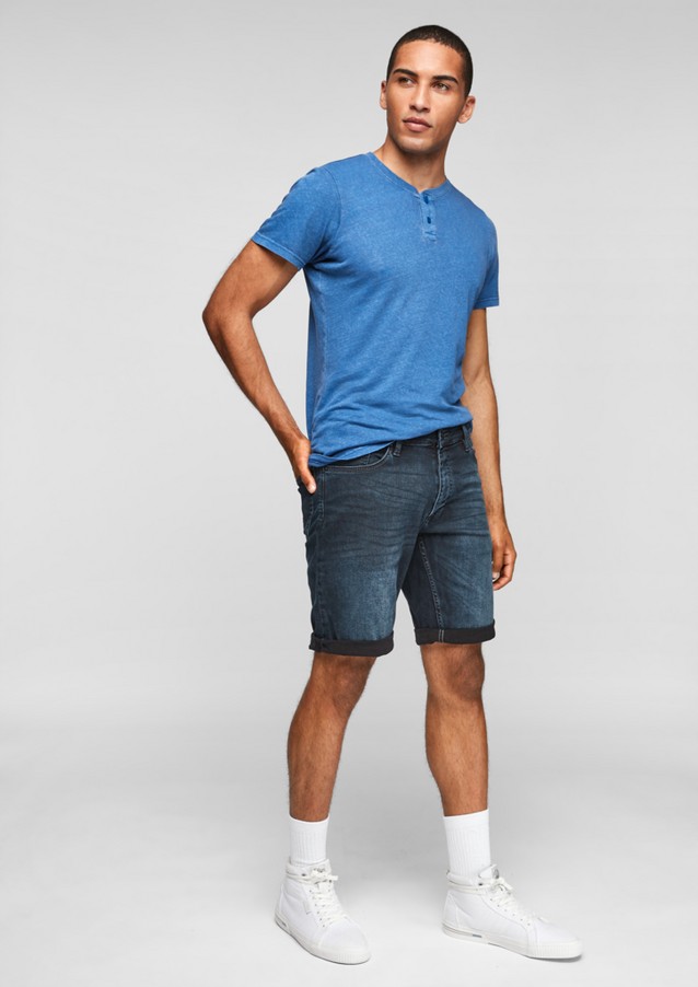 Men Bermuda Shorts | Regular Fit: denim Bermudas - HE23713