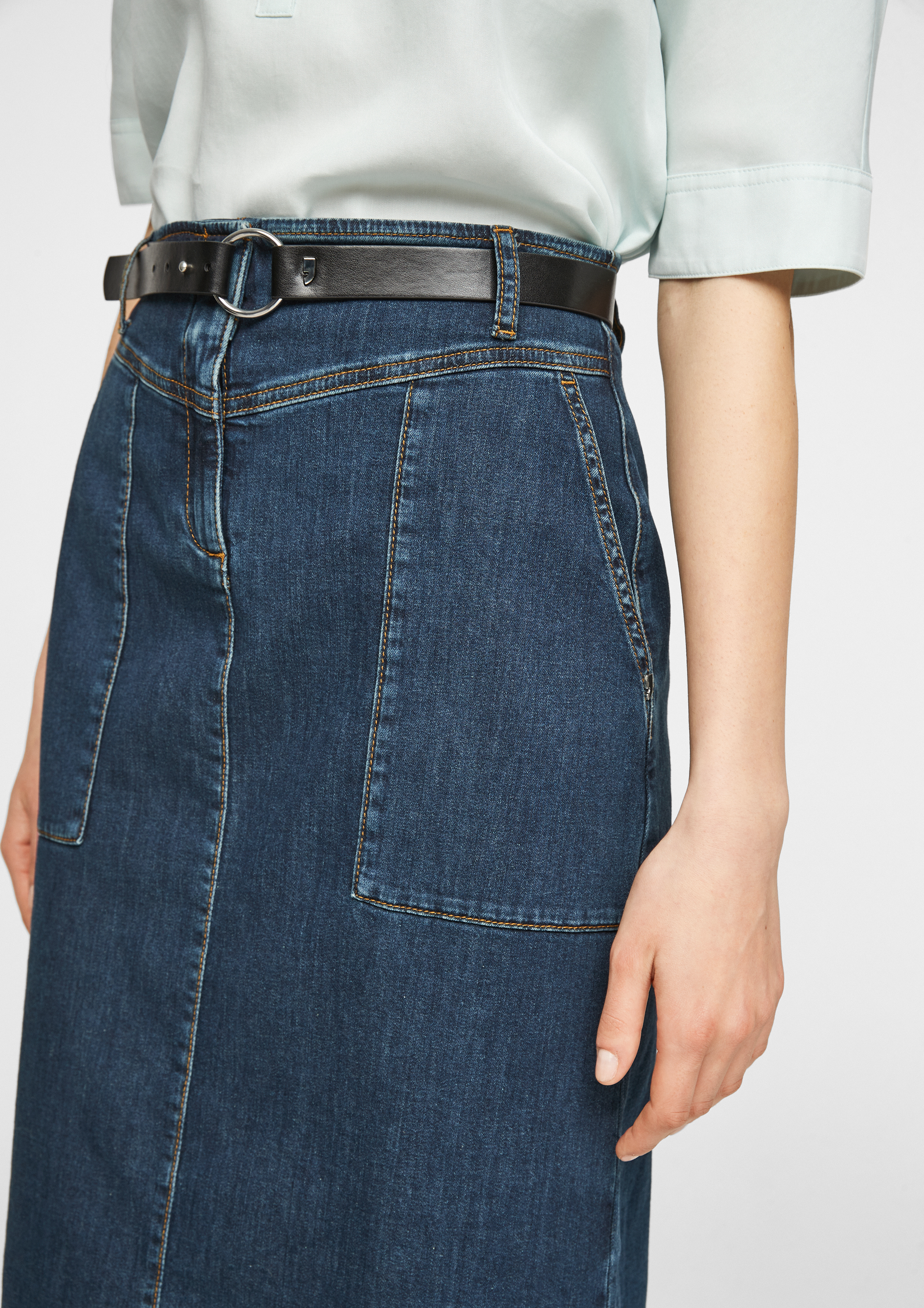 denim belted skirt