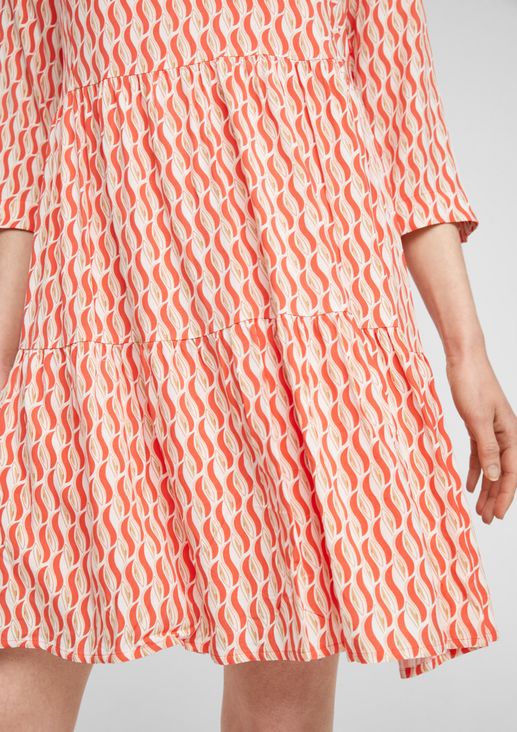 Tiered dress with an all-over print from comma