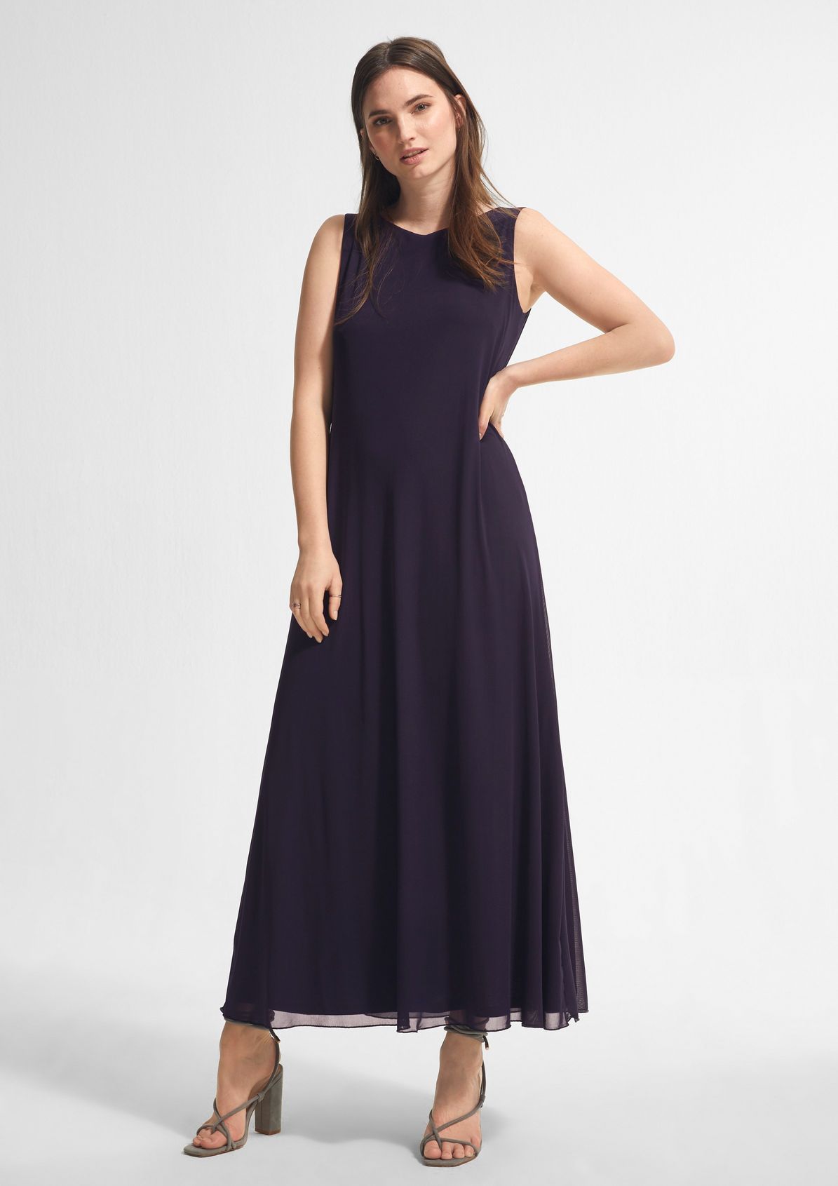 Maxi dress with a bateau neckline from comma