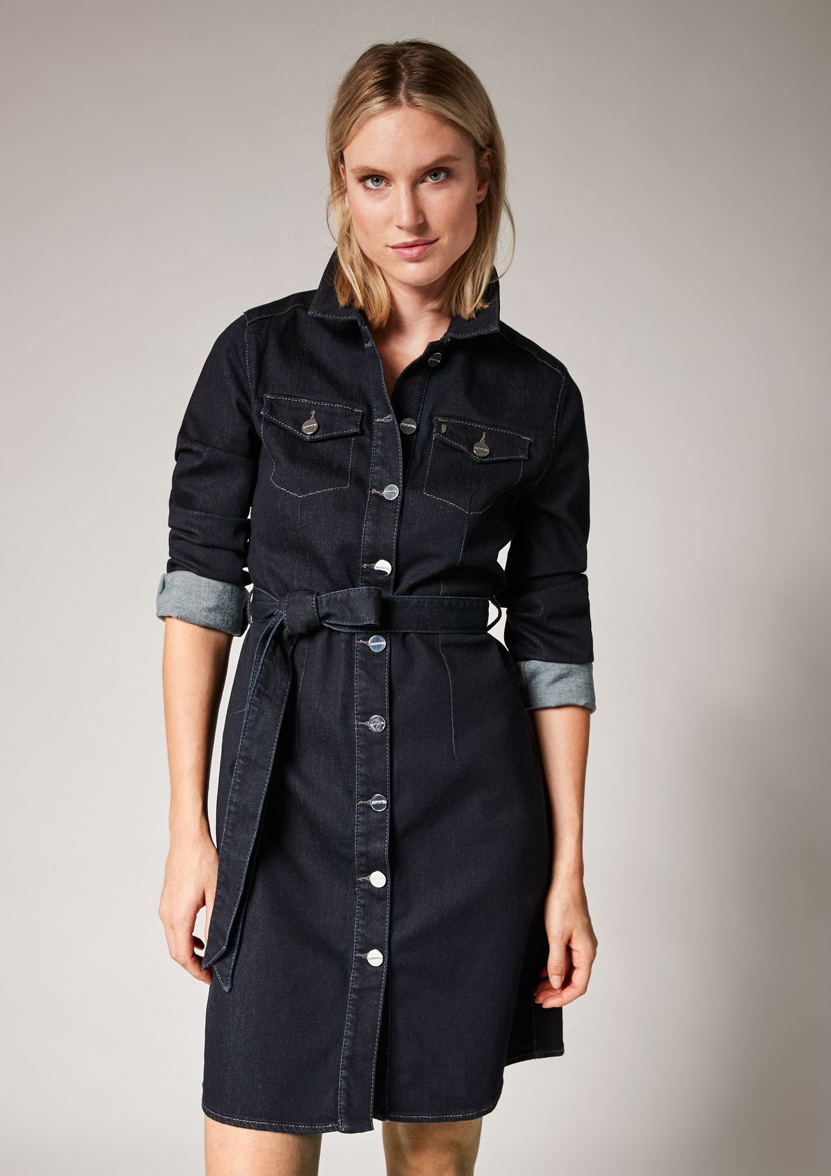 Denim dress with a belt from comma