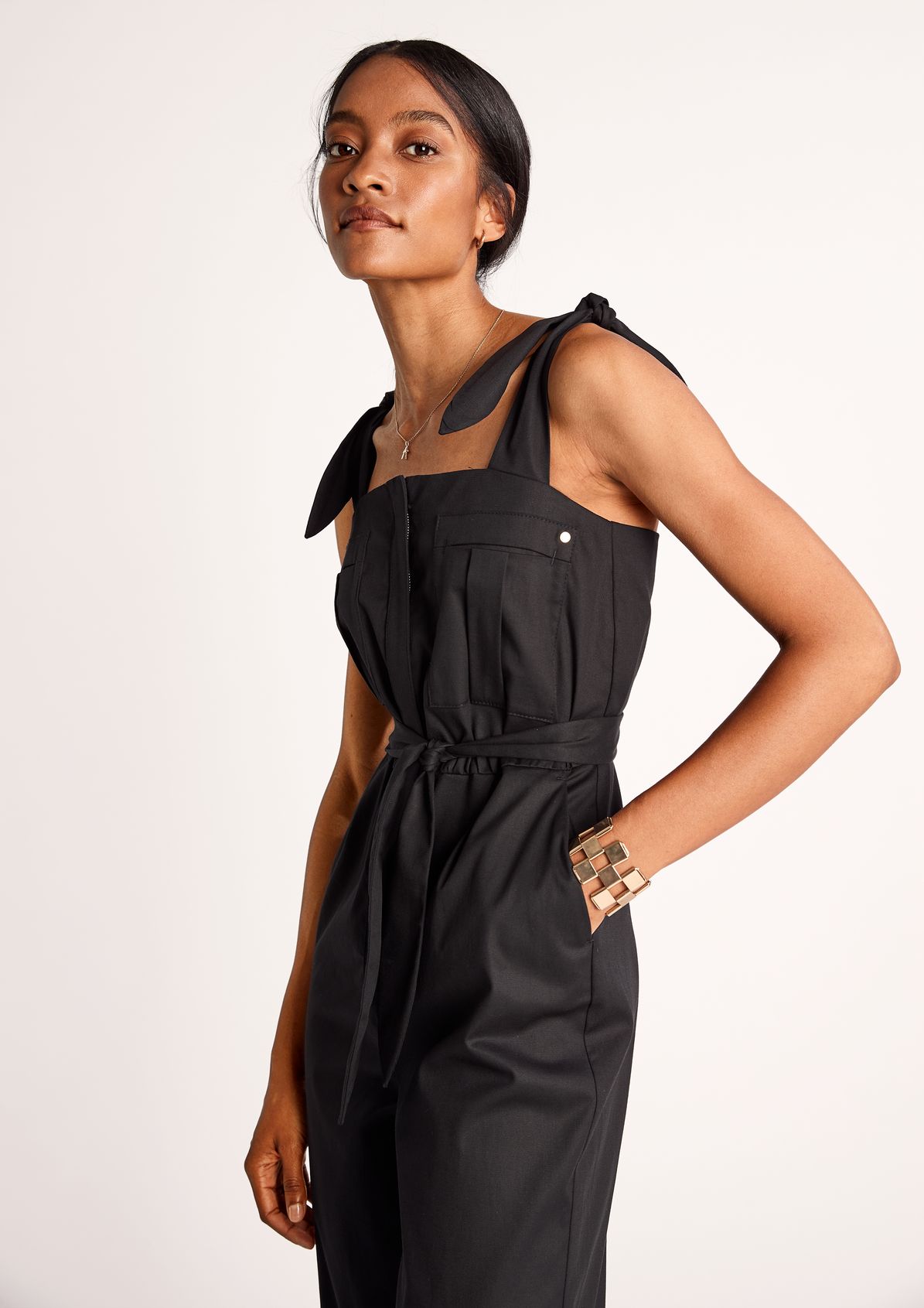 Jumpsuit with tie details from comma