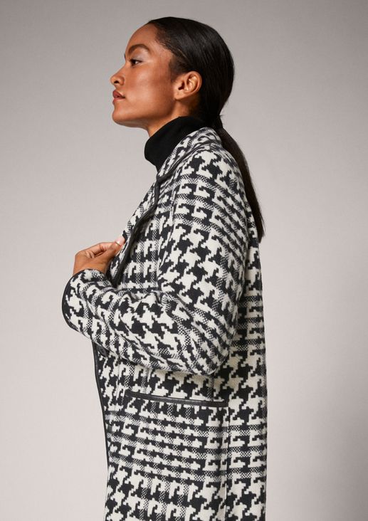 Wool coat with a jacquard pattern from comma