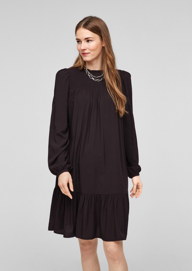 Femmes Robes | La robe en viscose à détail smocké - AV03429