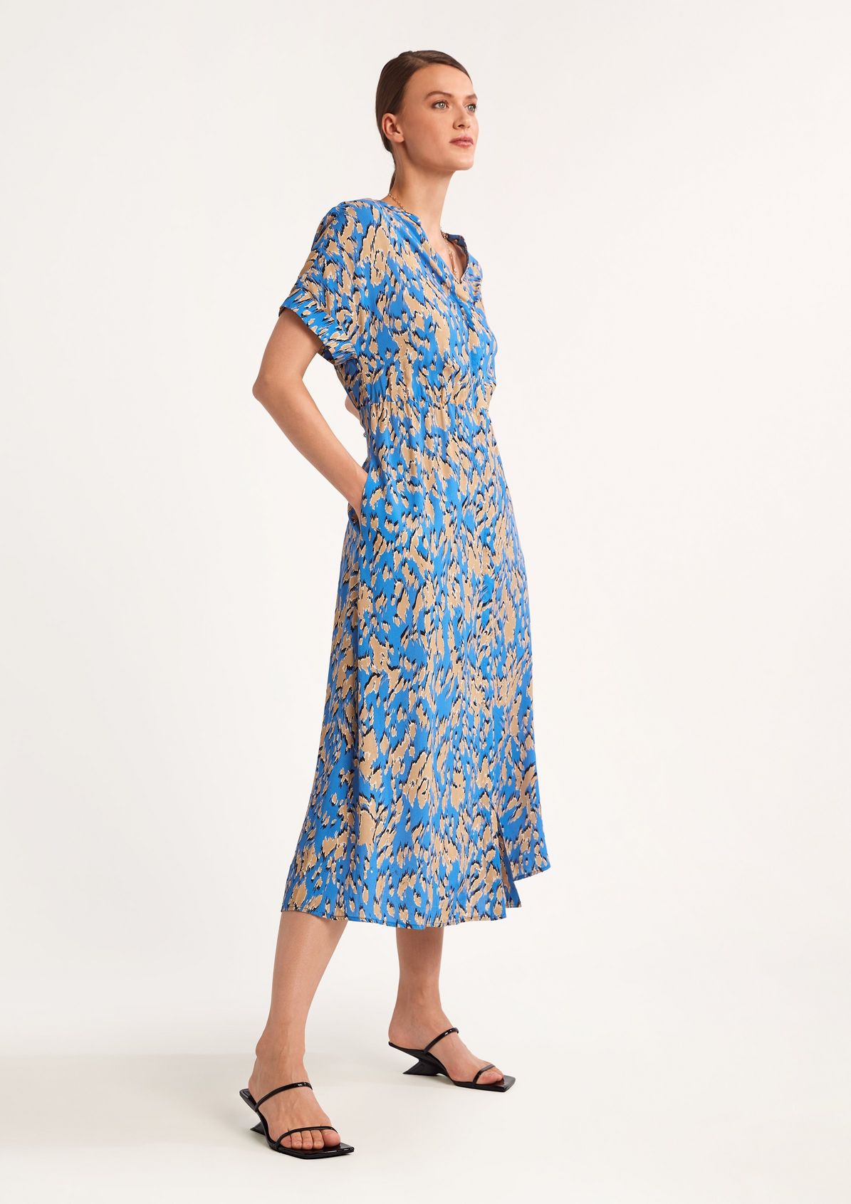 Viscose dress with all-over pattern from comma
