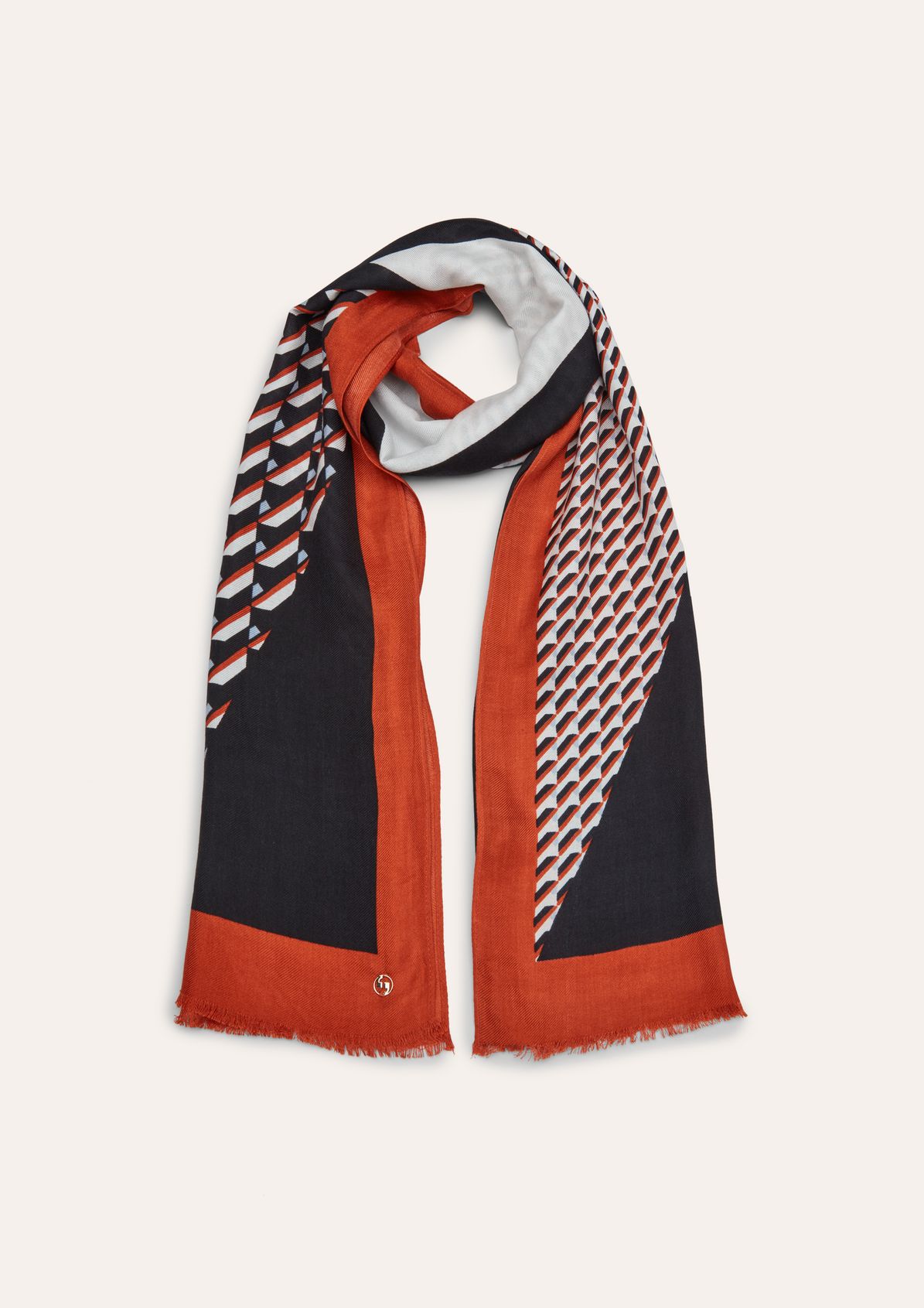 Patterned scarf with wool from comma