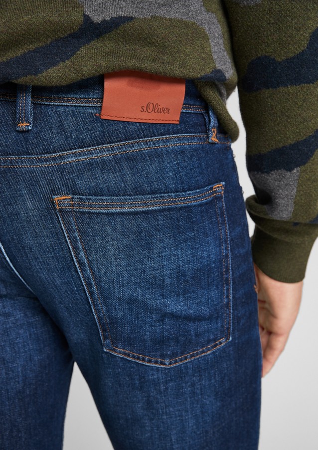 Men Jeans | Slim: slim leg jeans - CS21288