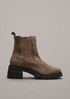Suede boots from comma