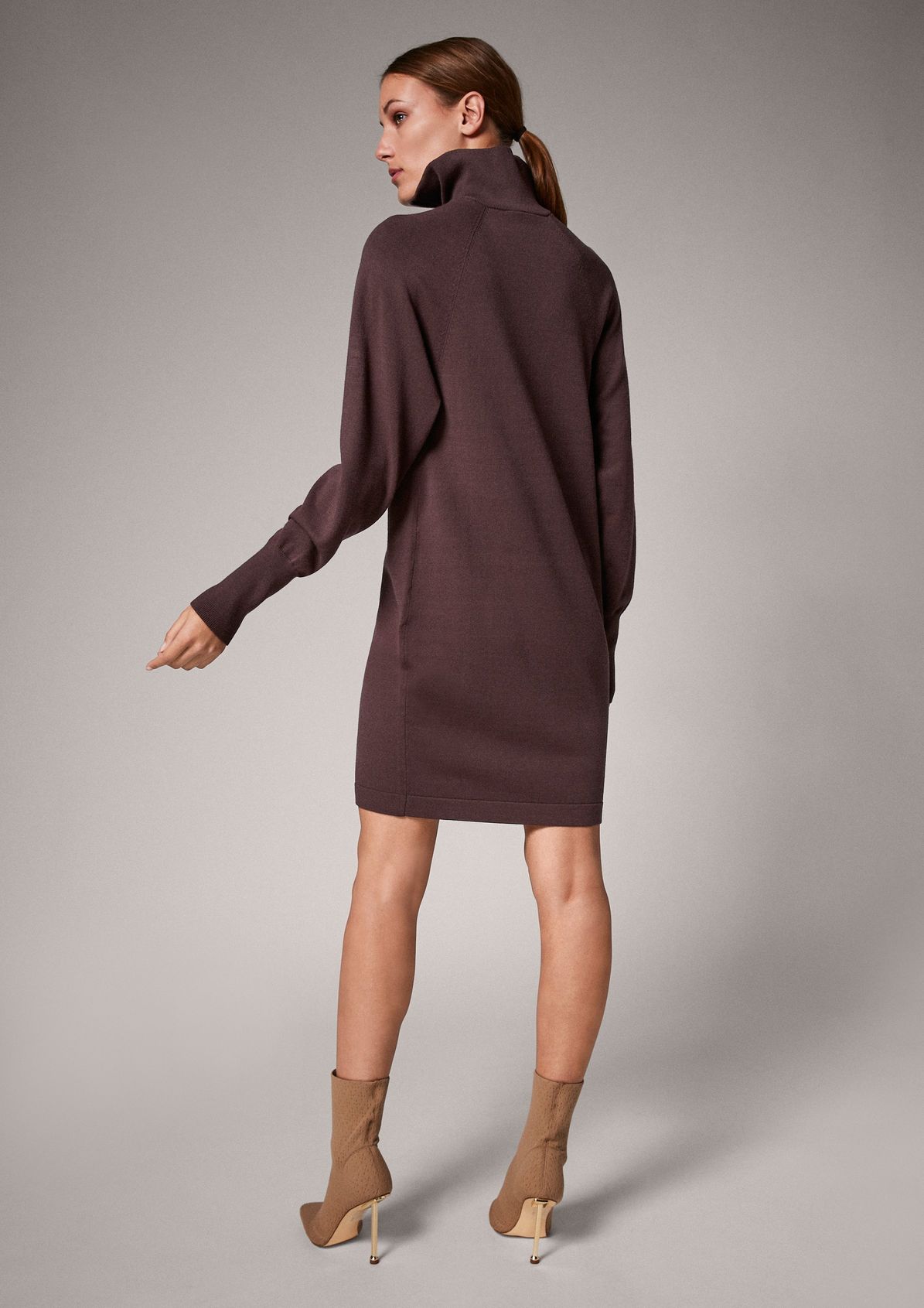 Dress with a button/zip neckline from comma