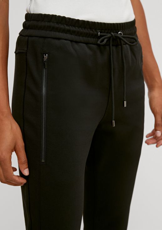 Slim: tracksuit bottoms in a twill look from comma