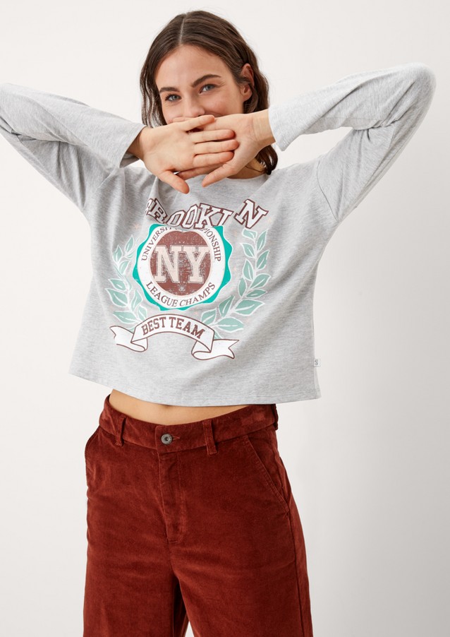 Damen Shirts & Tops | Langarmshirt mit College-Print - YQ79349