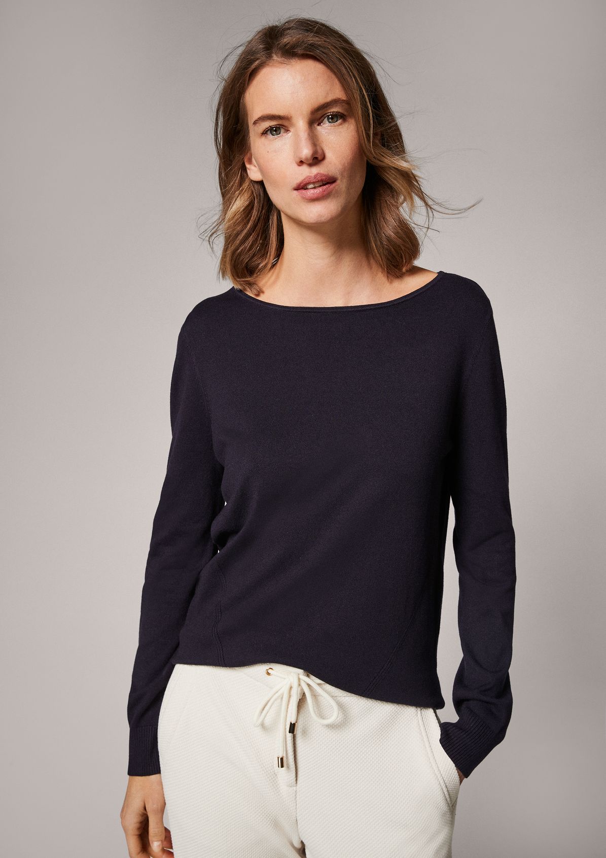 Jumper with openwork details from comma