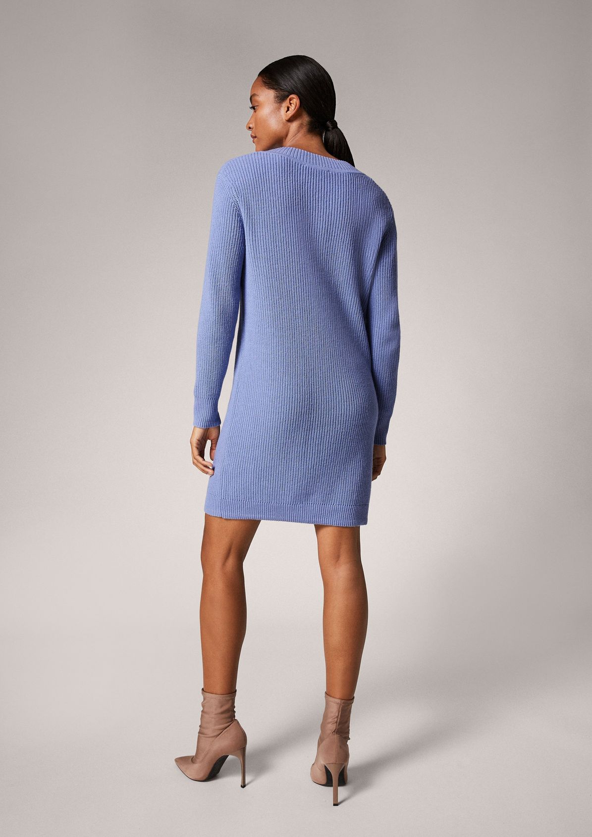Short dress with a V-neckline from comma