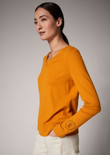 Long sleeve top with a print detail from comma