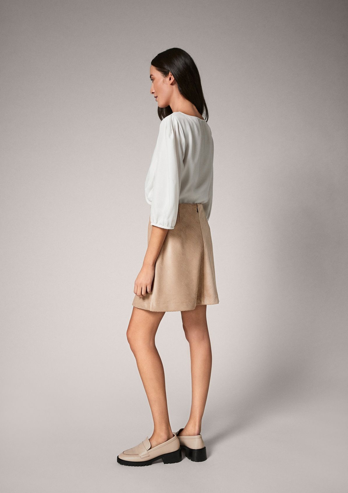 Short A-line skirt from comma