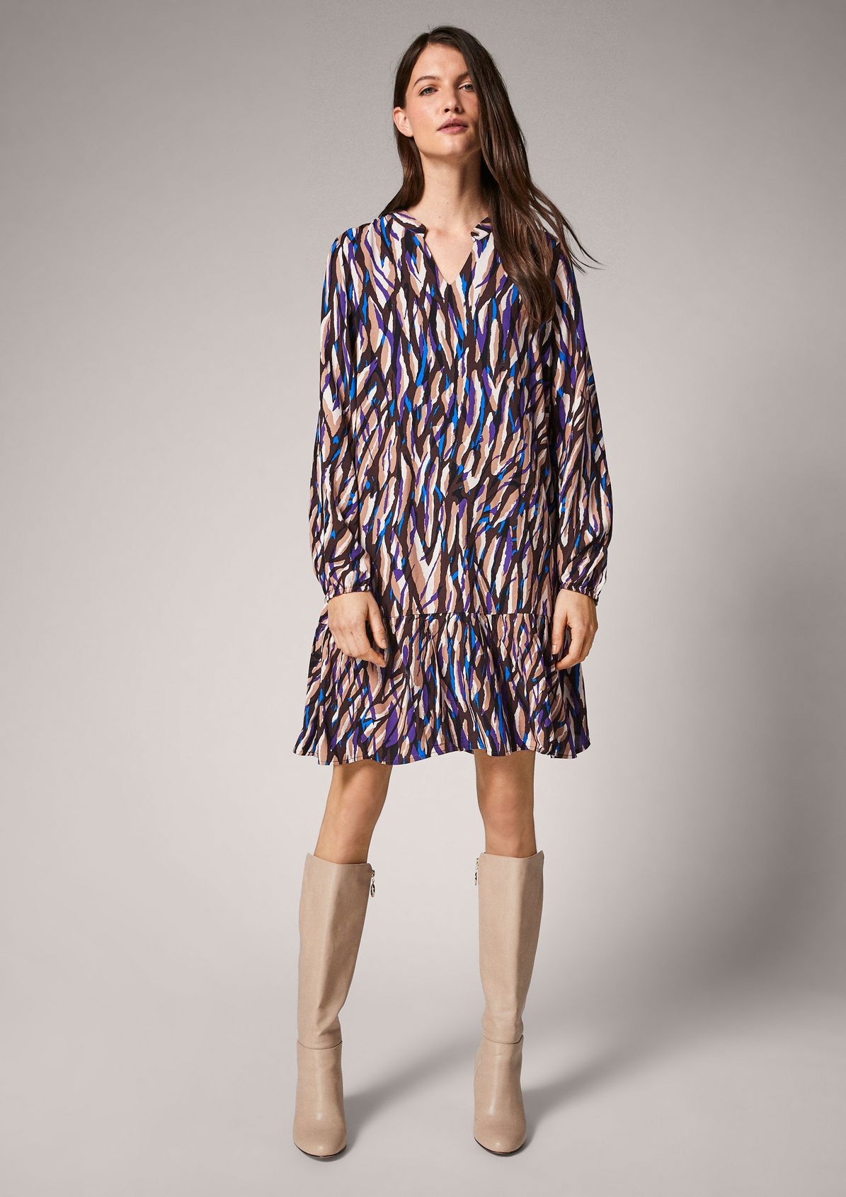 Lightweight dress with flounces from comma