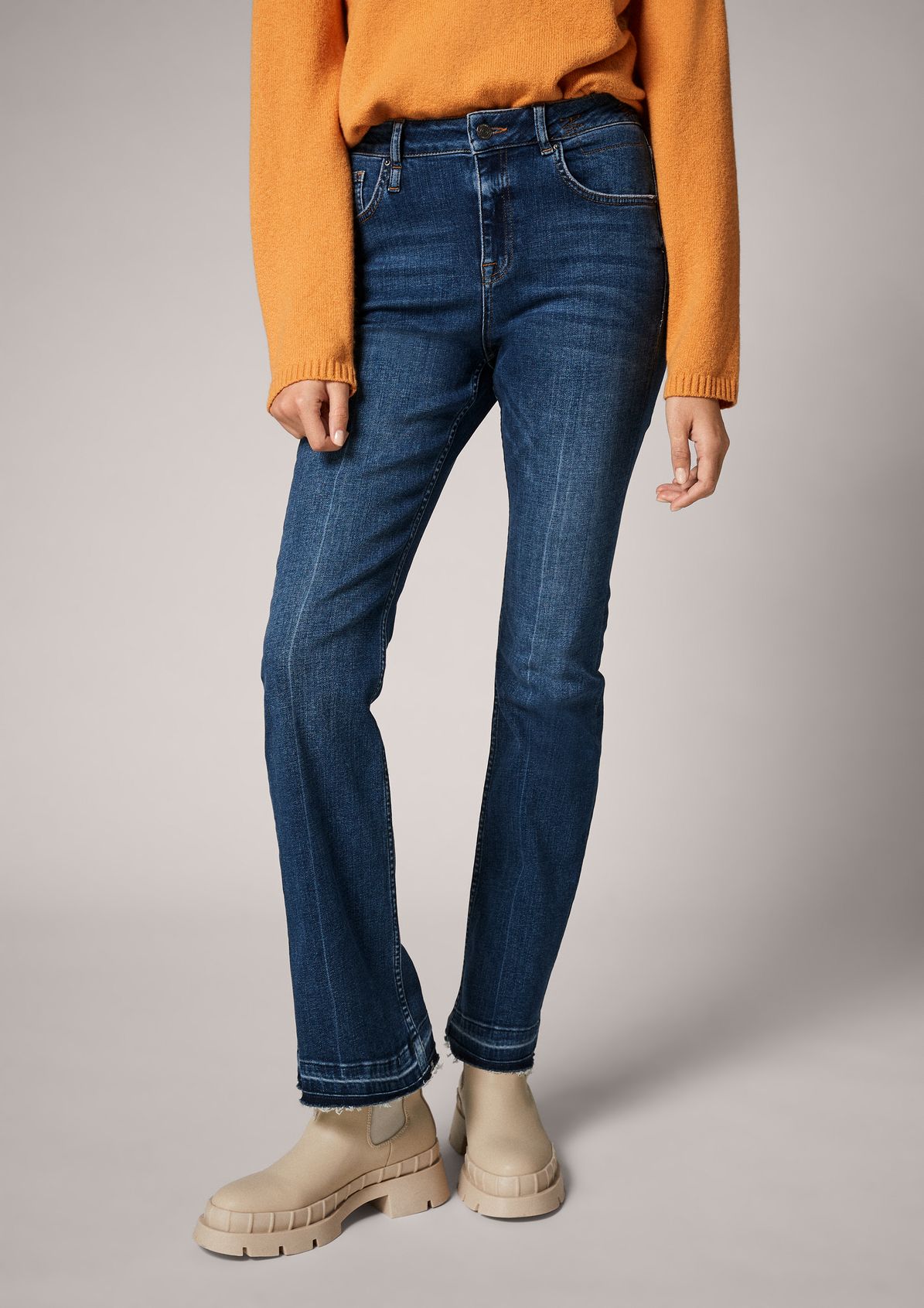 Regular: flared jeans from comma