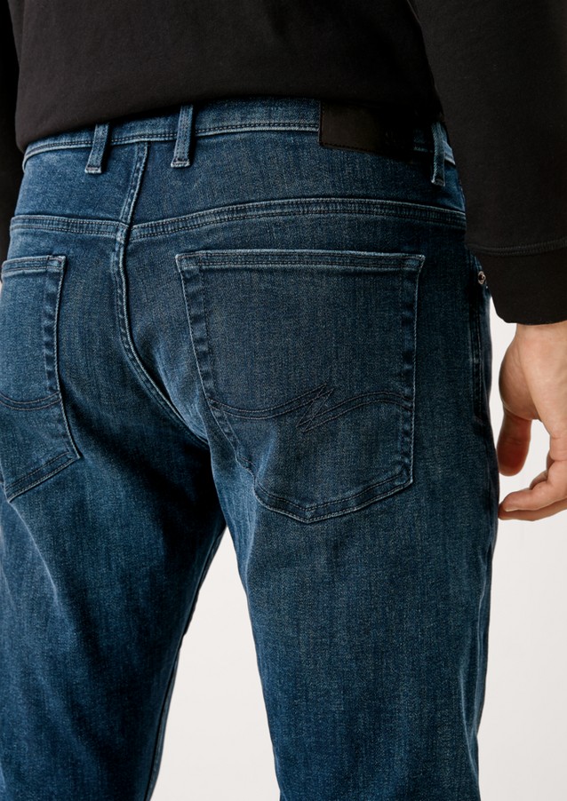 Men Jeans | Slim: jeans with a slim leg - AX95911