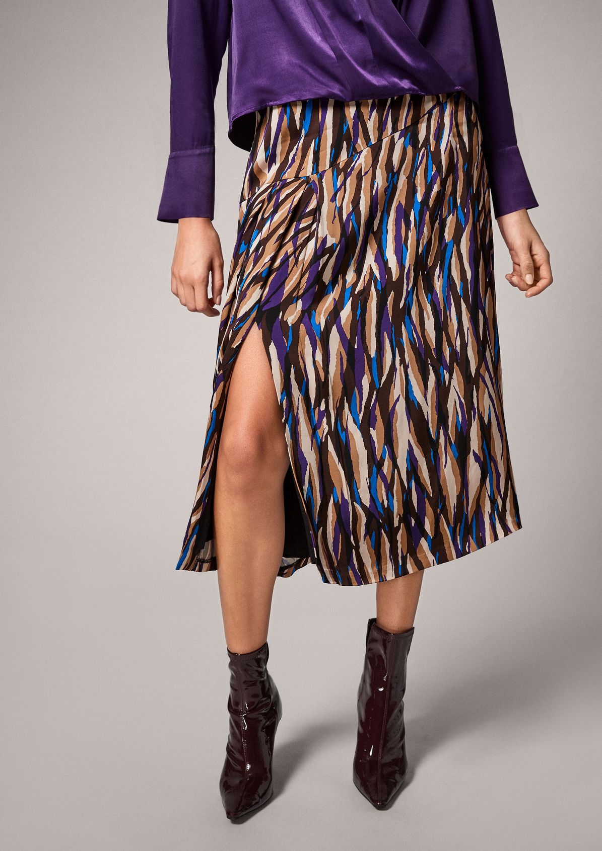 Viscose skirt with an all-over print from comma