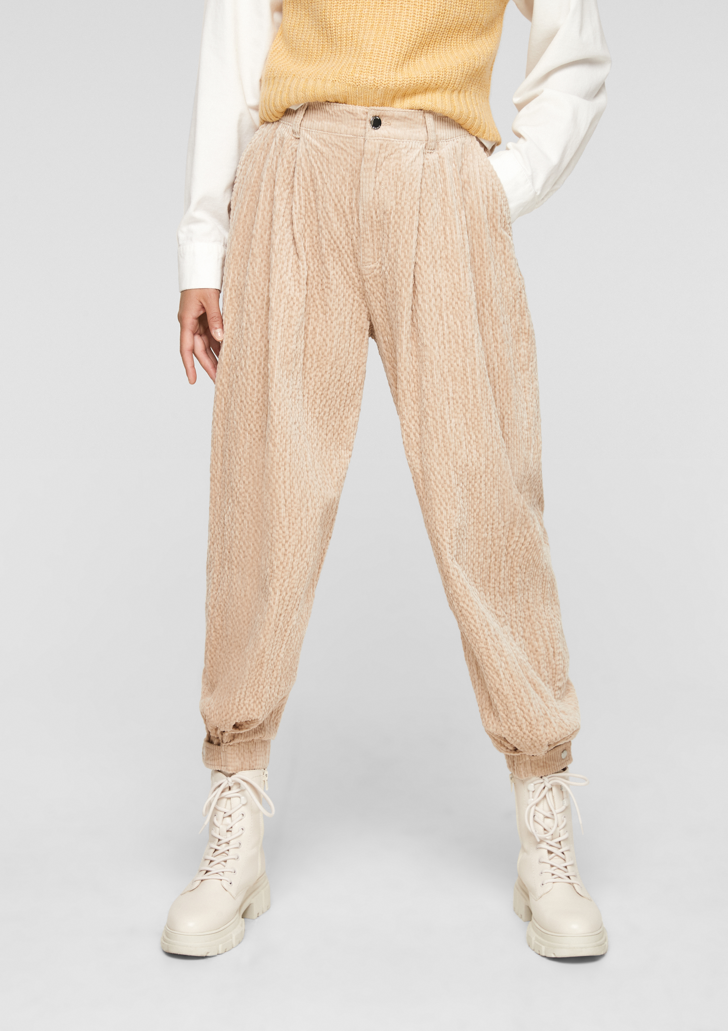 Damen Loose: 7/8-Hose mit Cordstruktur - beige | www.soliver.de