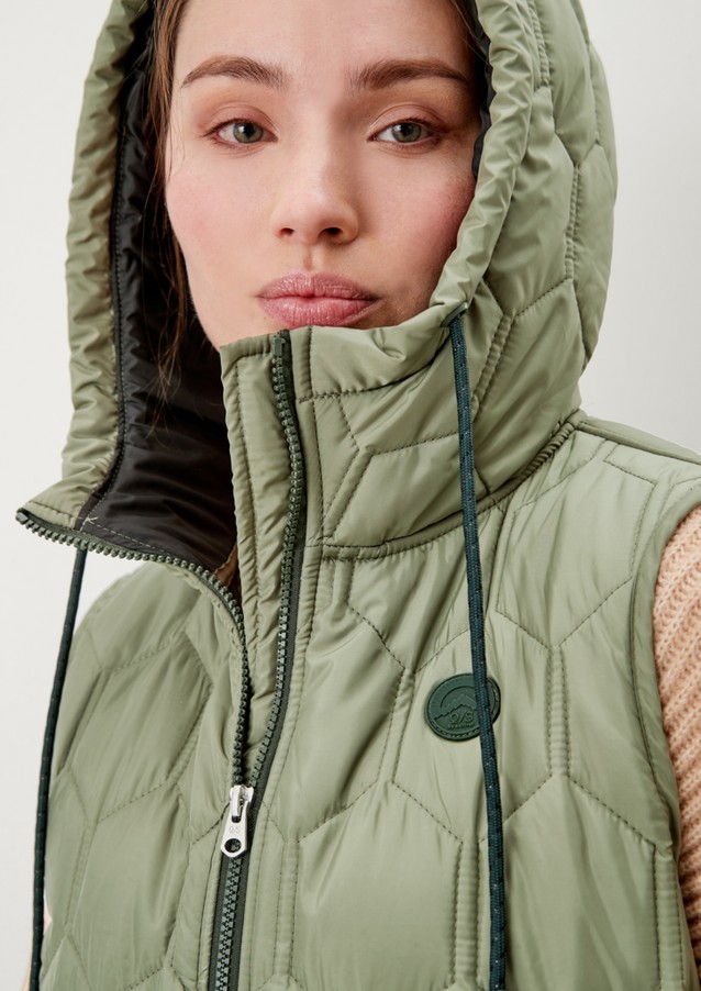 Women Jackets | Quilted body warmer with a hood - HM09783