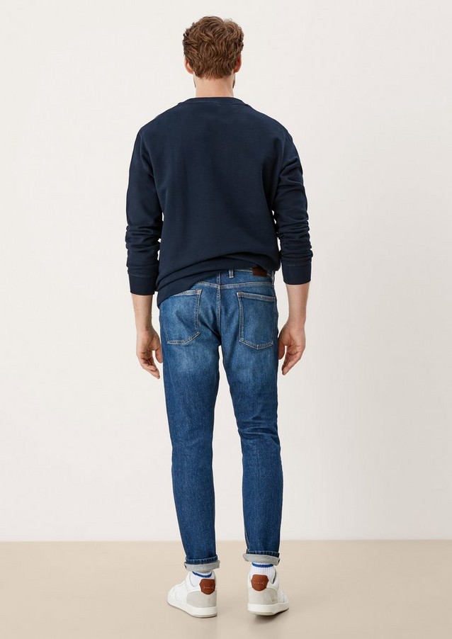 Men Jeans | Slim: jeans with a tapered leg - LO83740