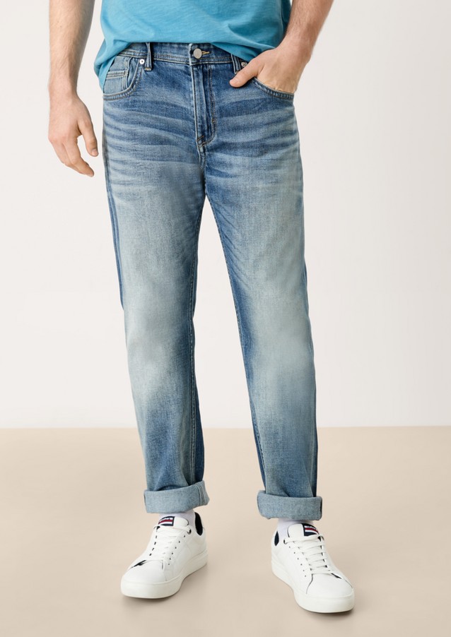 Herren Jeans | Regular: Jeans mit Destroyes - RJ91133