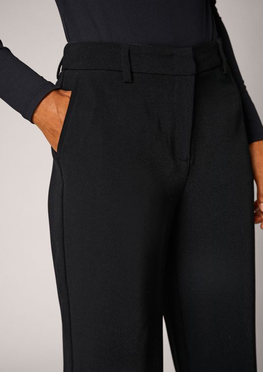 Regular: trousers with slit hem from comma