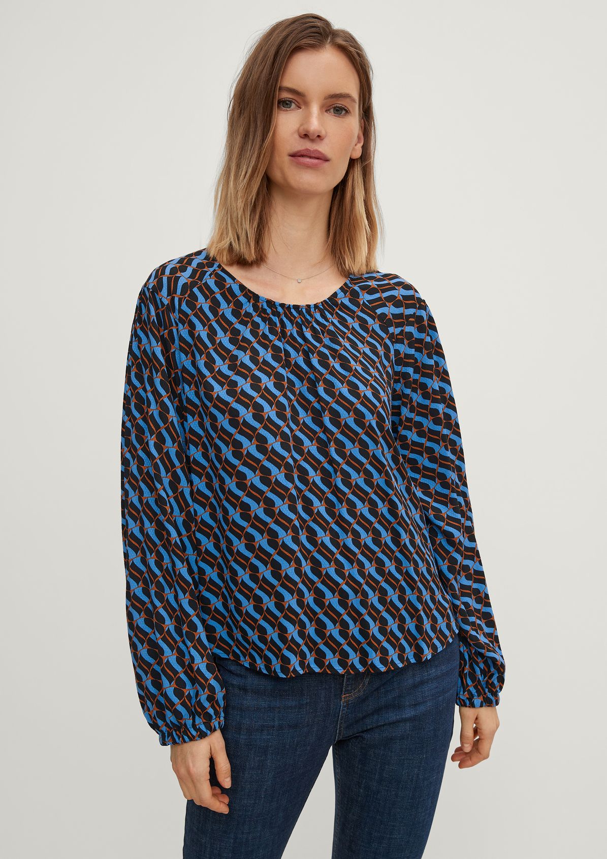 Breezy, textured blouse from comma