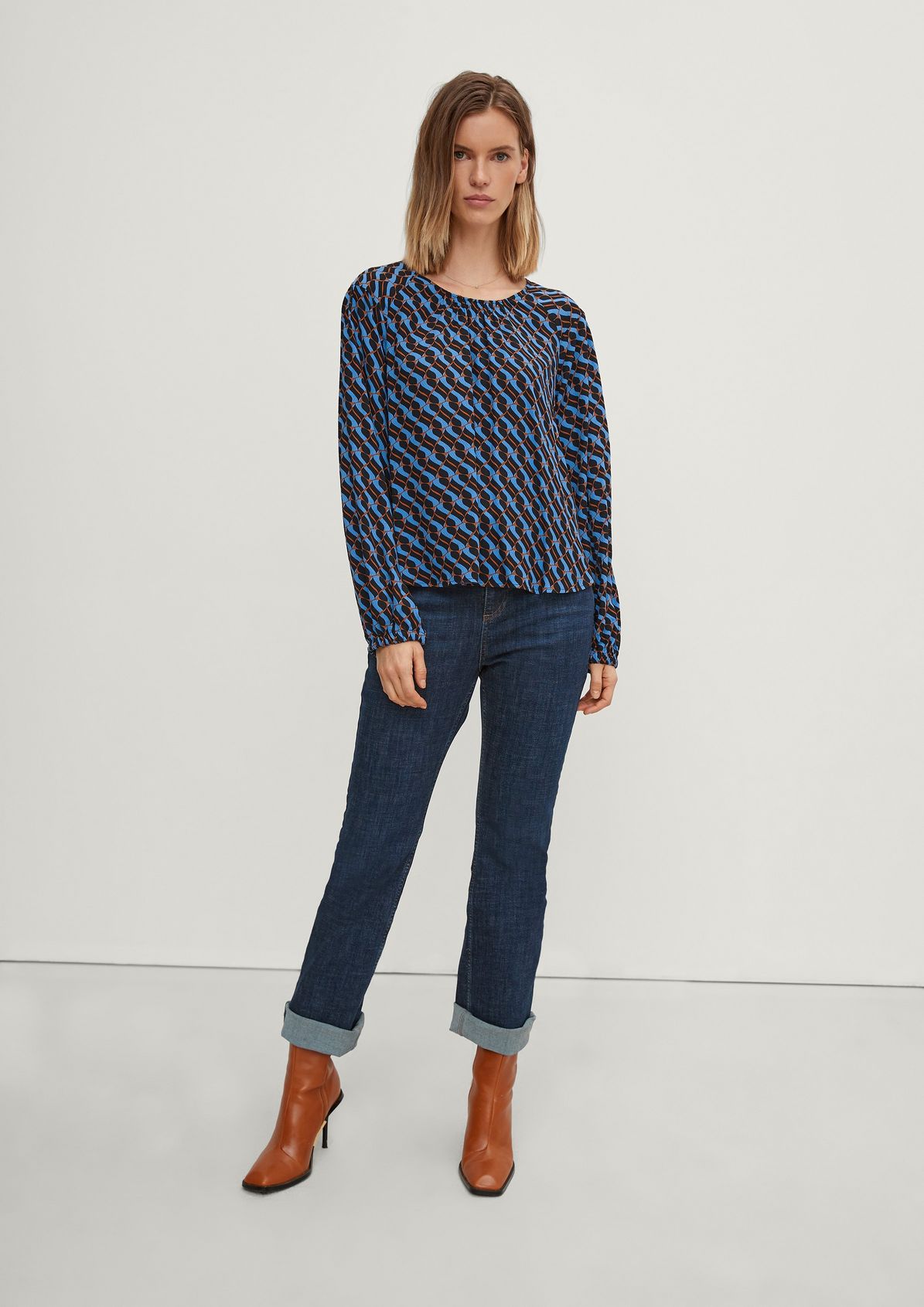 Breezy, textured blouse from comma