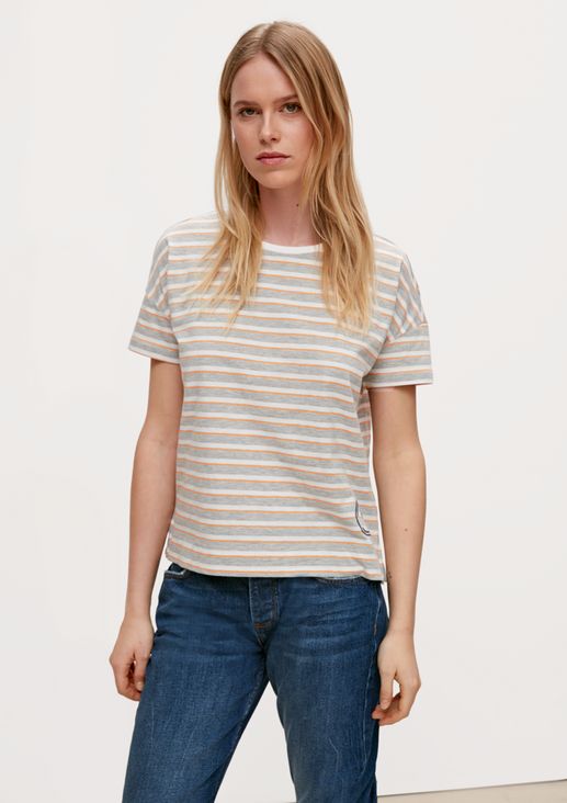 Striped top with logo from comma